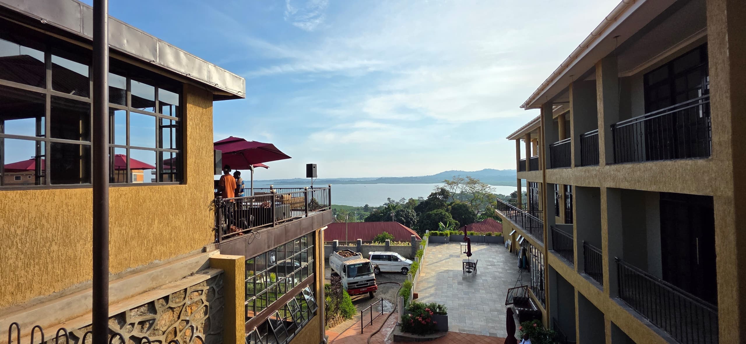 The Lakeview Grill Dining